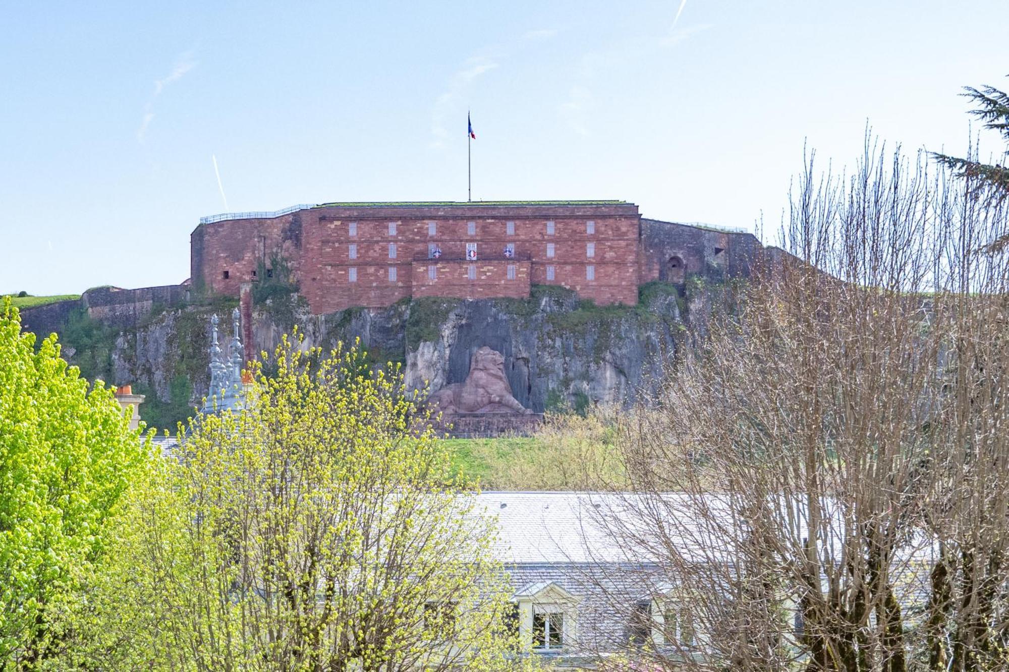 Grand Hotel Du Tonneau D'Or Belfort Exteriér fotografie